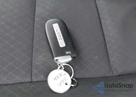 2021 Jeep Grand Cherokee Laredo E 4X2 from USA, damaged, VIN 1C4RJEAGXMC813573